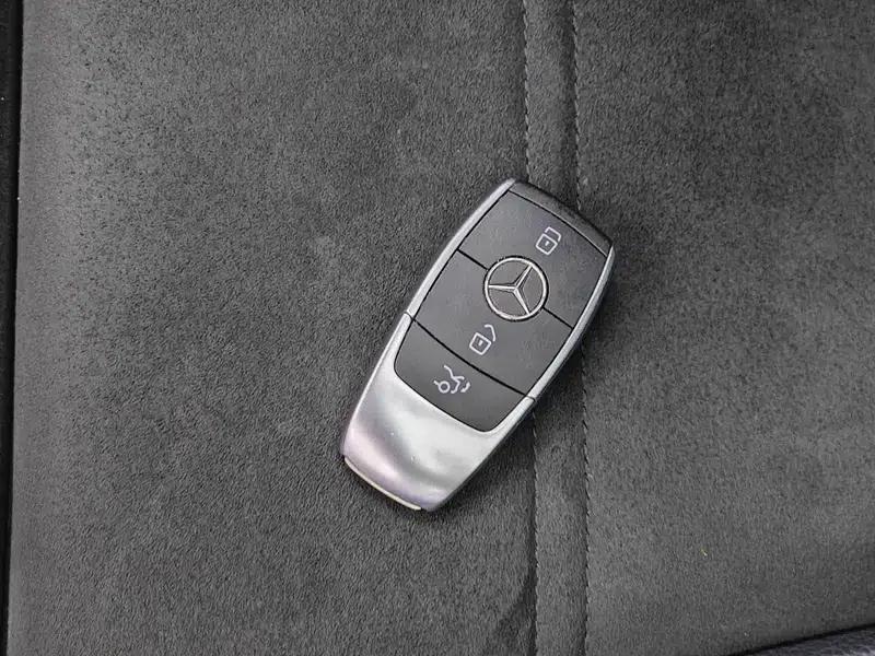 2020 Mercedes-Benz GLC AMG 43 4MATIC — миниатюра 11