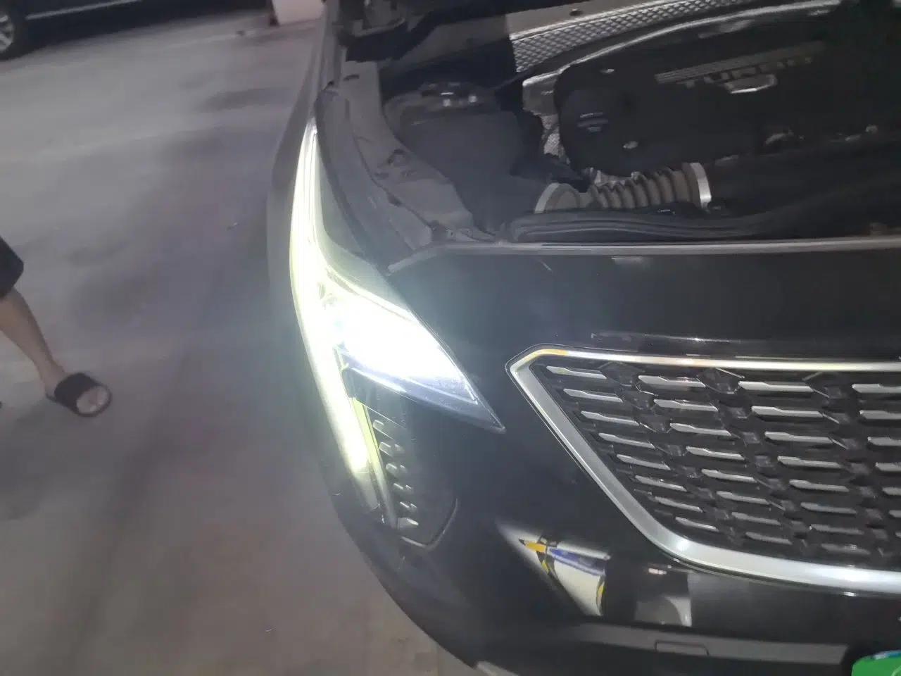 Cadillac XT4 2021 28T Two-Wheel Drive Leading Version — миниатюра 7