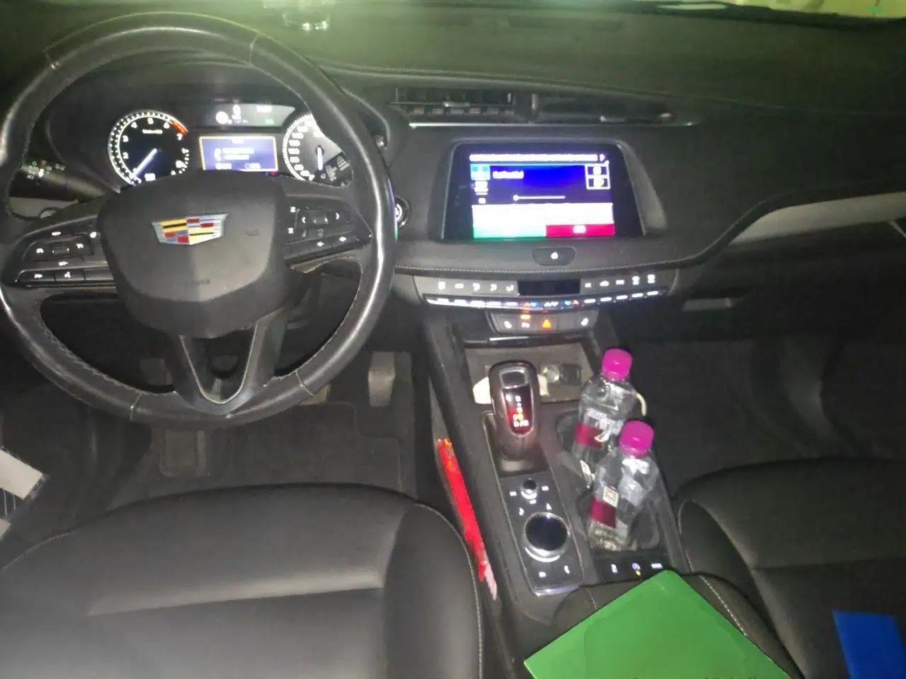 Cadillac XT4 2018 28T Two-Wheel Drive Leading Version — миниатюра 9