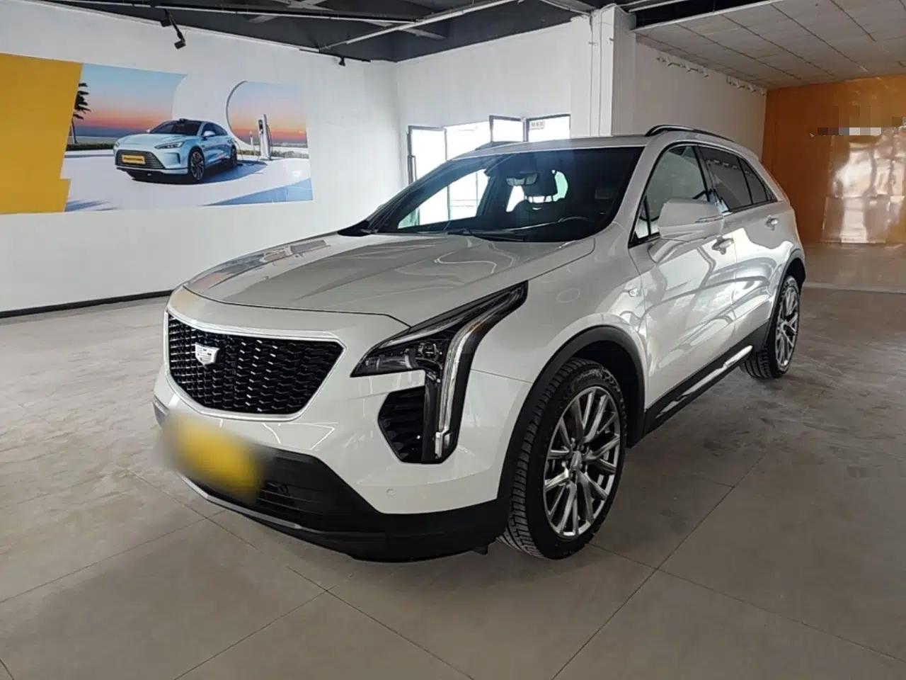 Cadillac XT4 2022 28T Four-Wheel Drive Platinum Edition — миниатюра 1