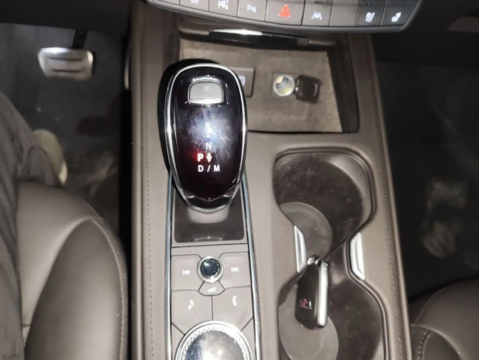 Cadillac XT4 2022 28T Four-Wheel Drive Platinum Edition — миниатюра 16
