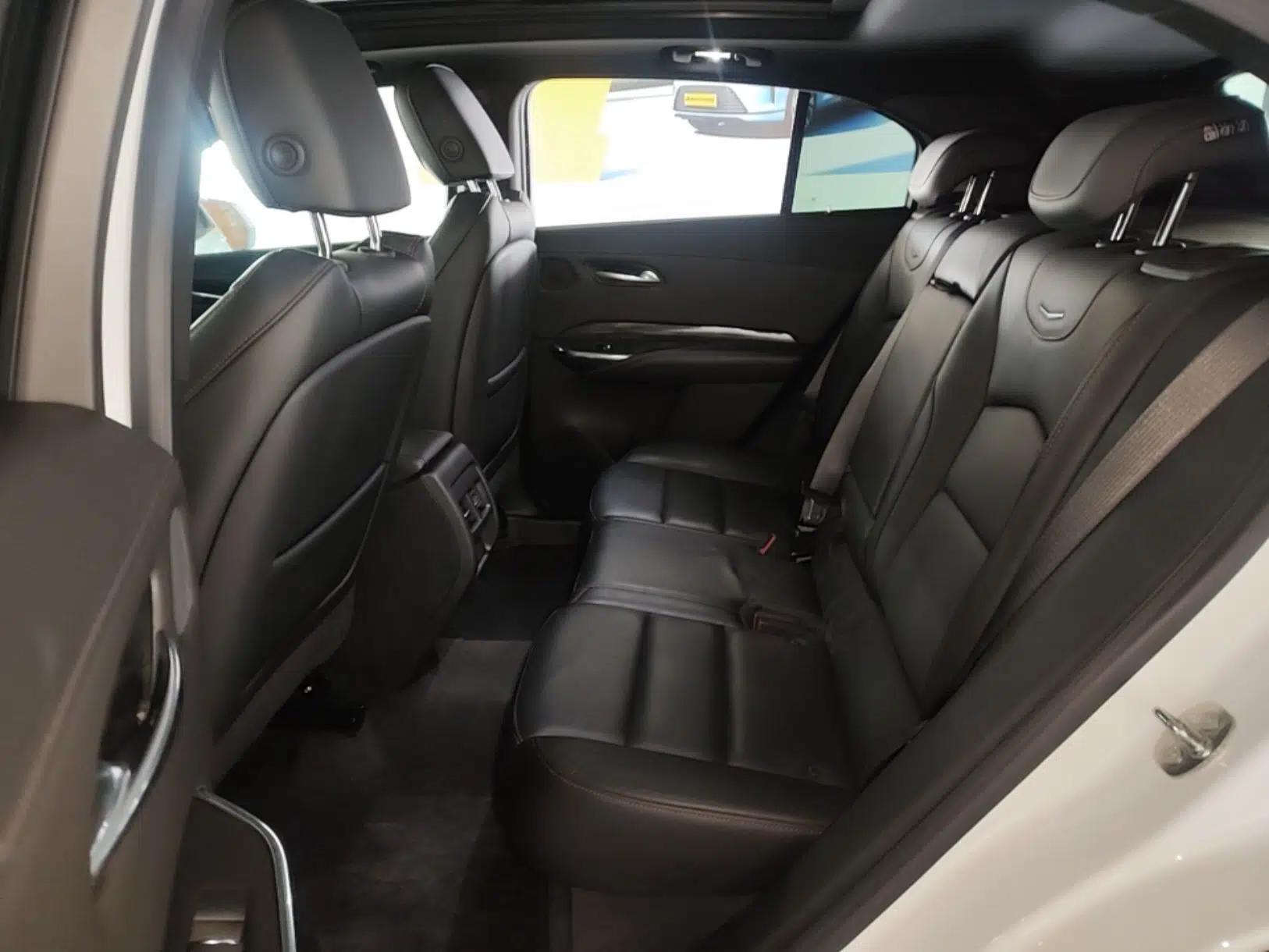 Cadillac XT4 2022 28T Four-Wheel Drive Platinum Edition — миниатюра 20