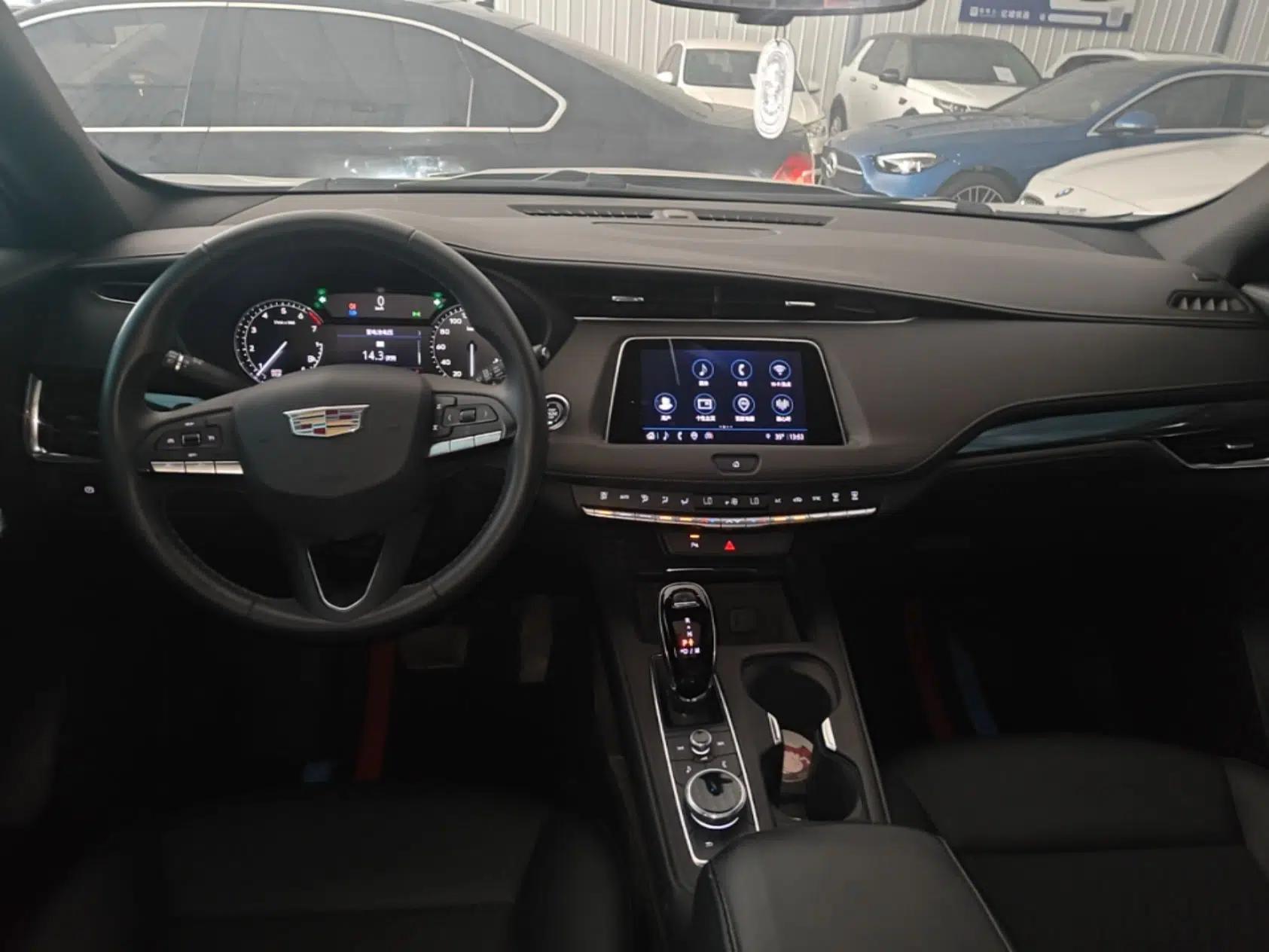 Cadillac XT4 2022 28T Two-Wheel Drive Fashion Edition — миниатюра 17