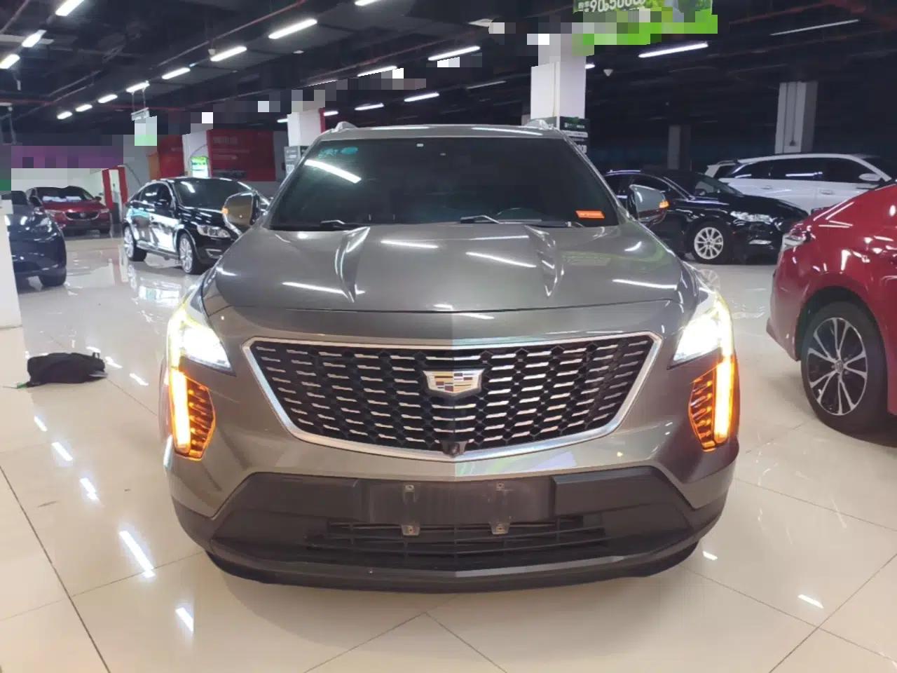 Cadillac XT4 2018 28T Two-Wheel Drive Tech Version — миниатюра 2