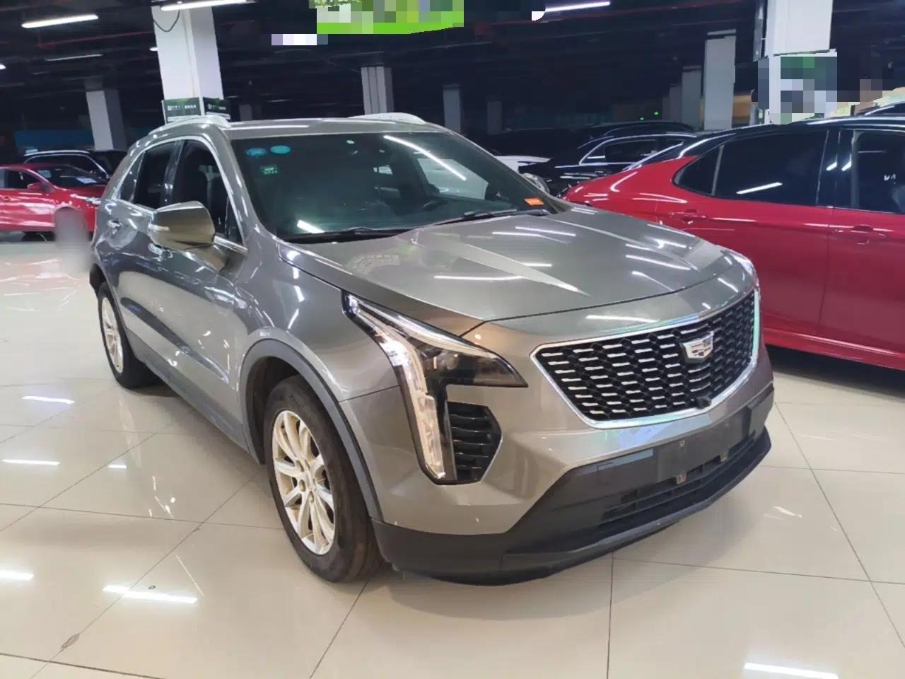 Cadillac XT4 2018 28T Two-Wheel Drive Tech Version — миниатюра 3