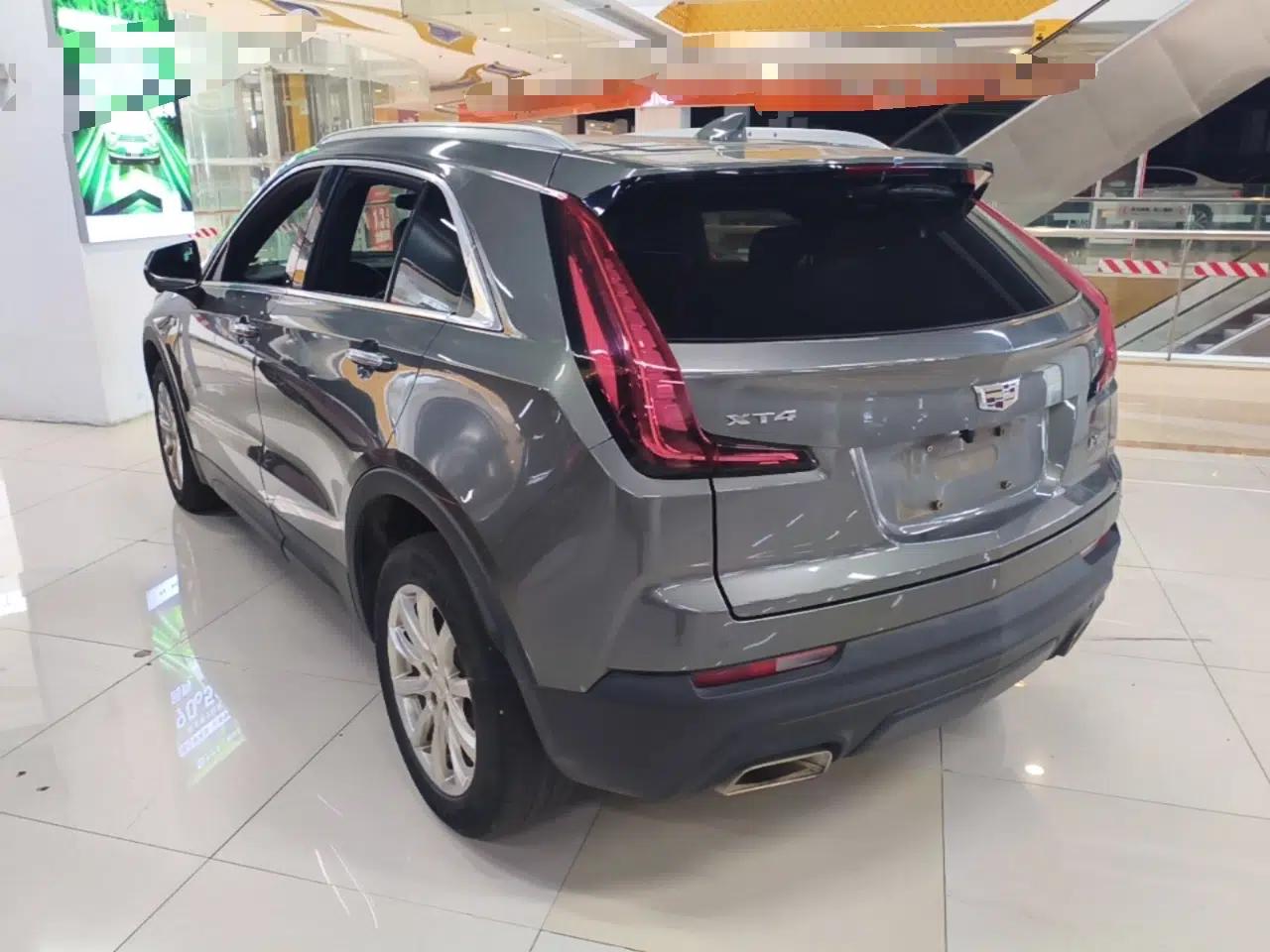Cadillac XT4 2018 28T Two-Wheel Drive Tech Version — миниатюра 4