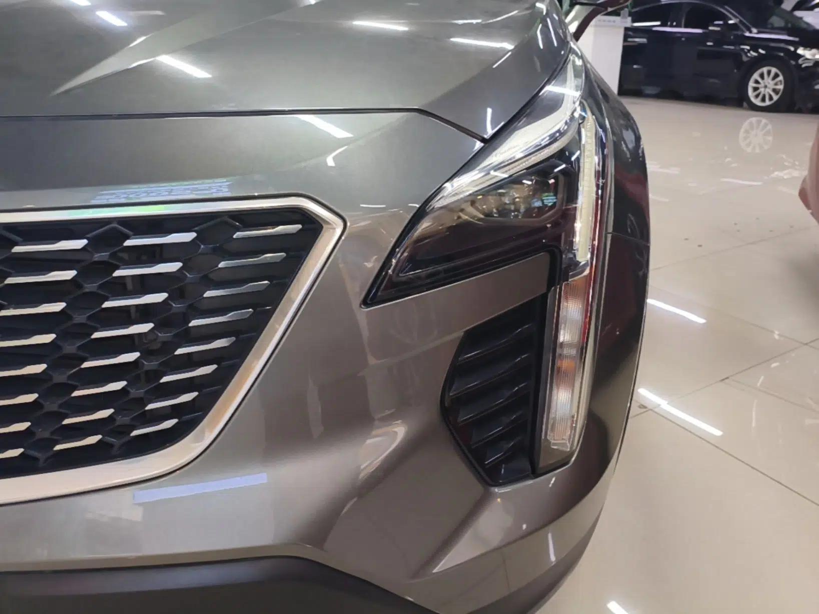 Cadillac XT4 2018 28T Two-Wheel Drive Tech Version — миниатюра 8