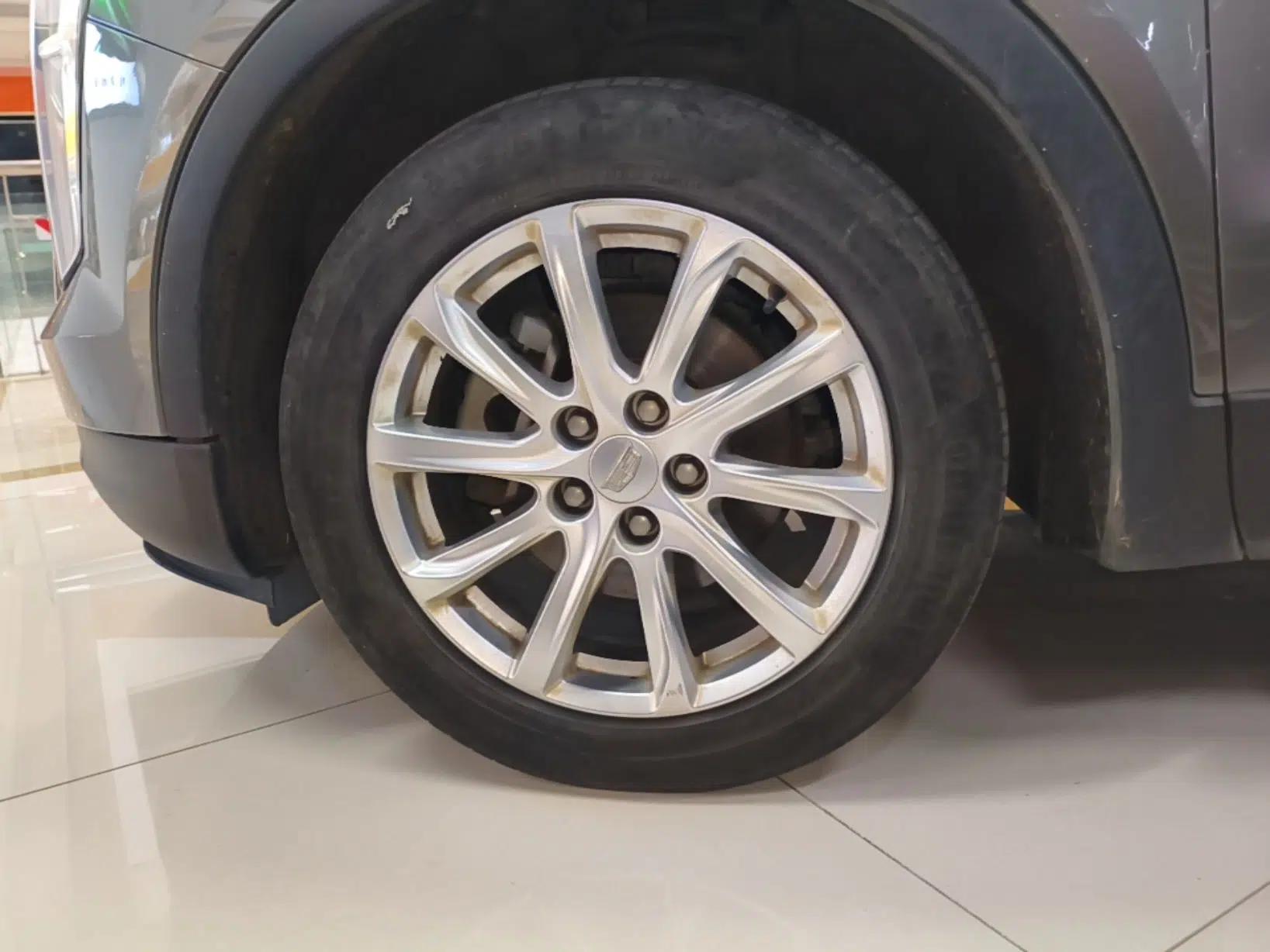 Cadillac XT4 2018 28T Two-Wheel Drive Tech Version — миниатюра 10