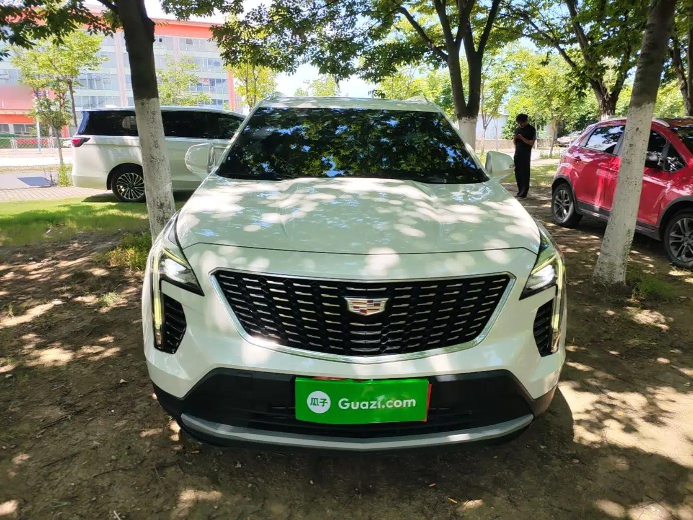 Cadillac XT4 2018 28T Two-Wheel Drive Leading Version — миниатюра 2