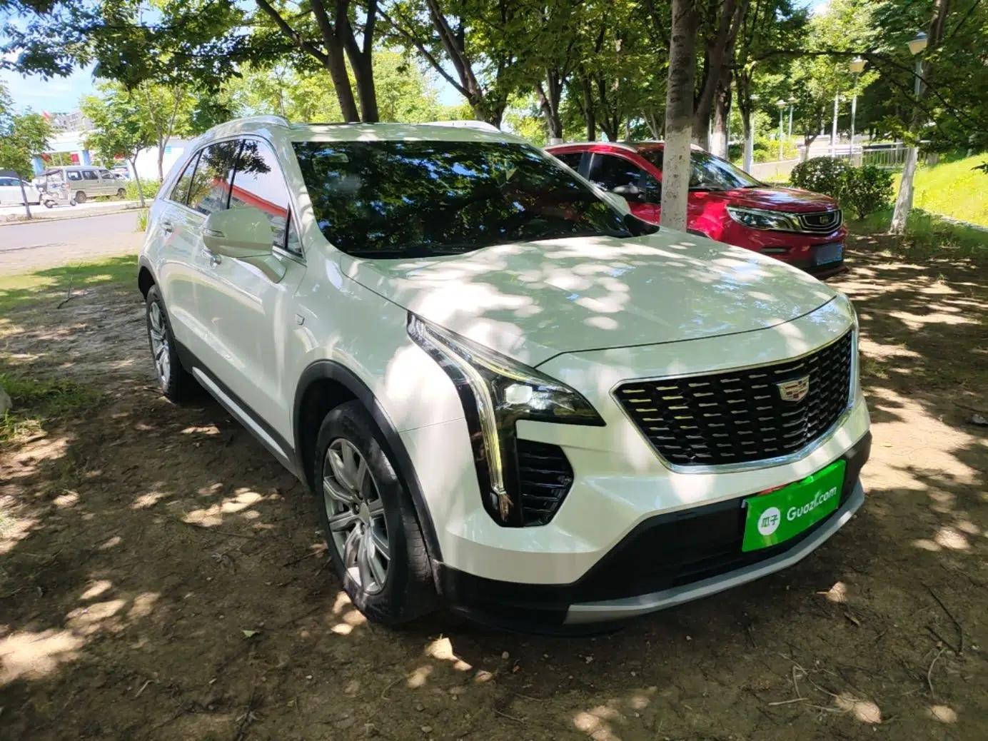 Cadillac XT4 2018 28T Two-Wheel Drive Leading Version — миниатюра 3