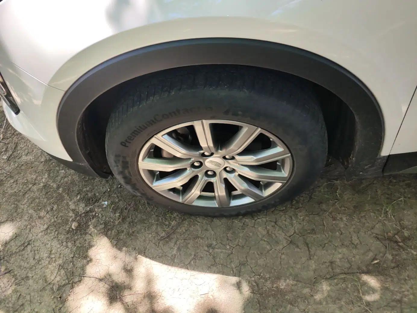 Cadillac XT4 2018 28T Two-Wheel Drive Leading Version — миниатюра 10