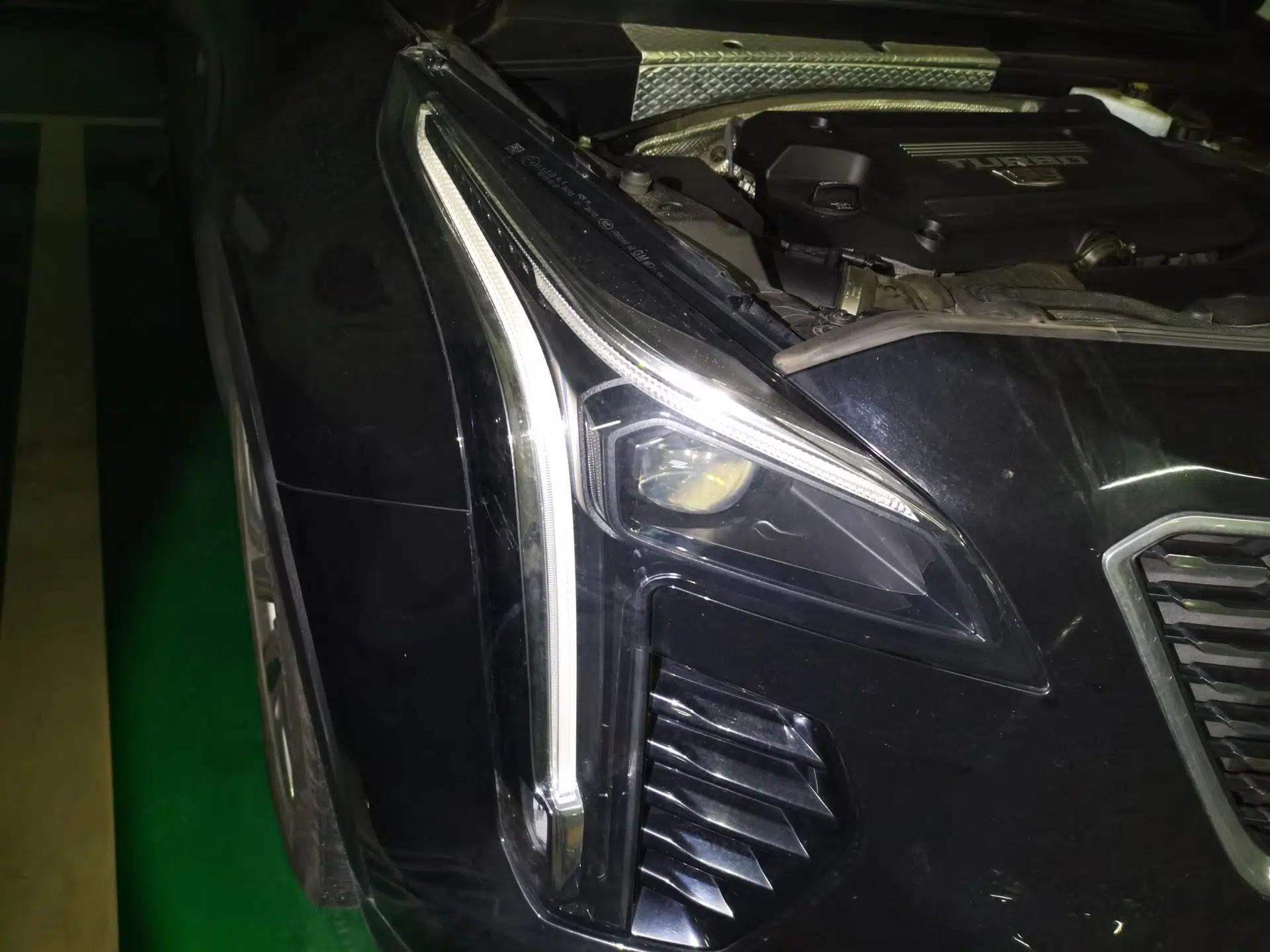 Cadillac XT4 2021 28T Two-Wheel Drive Luxury Version — миниатюра 7