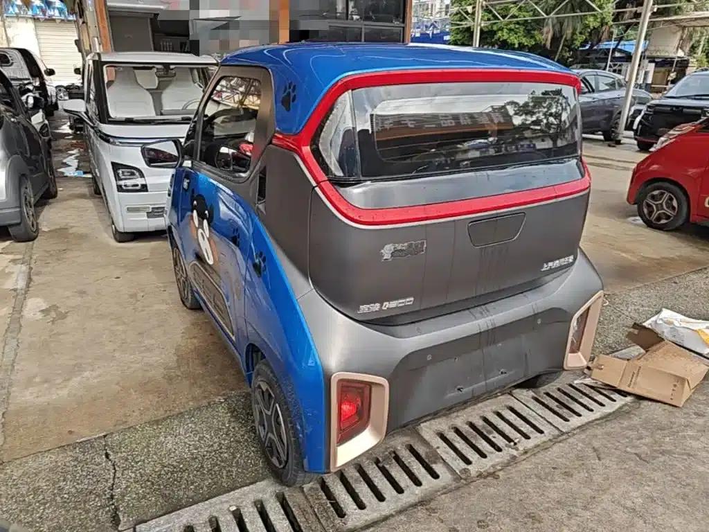 Baojun E200 2018 Smart Edition — миниатюра 5
