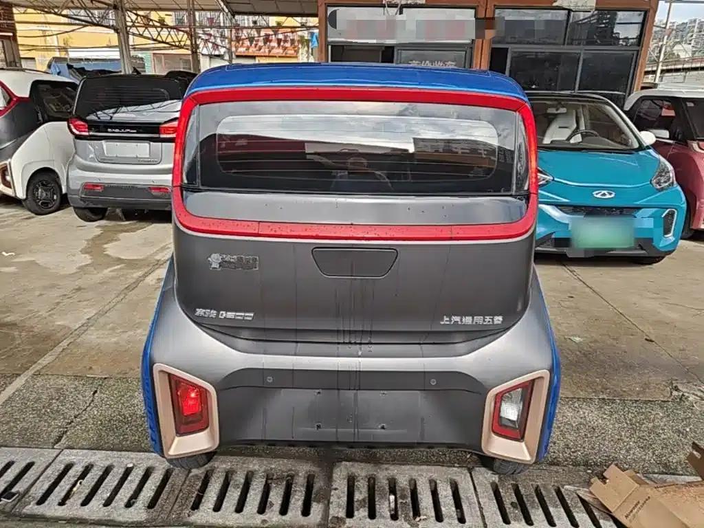Baojun E200 2018 Smart Edition — миниатюра 6