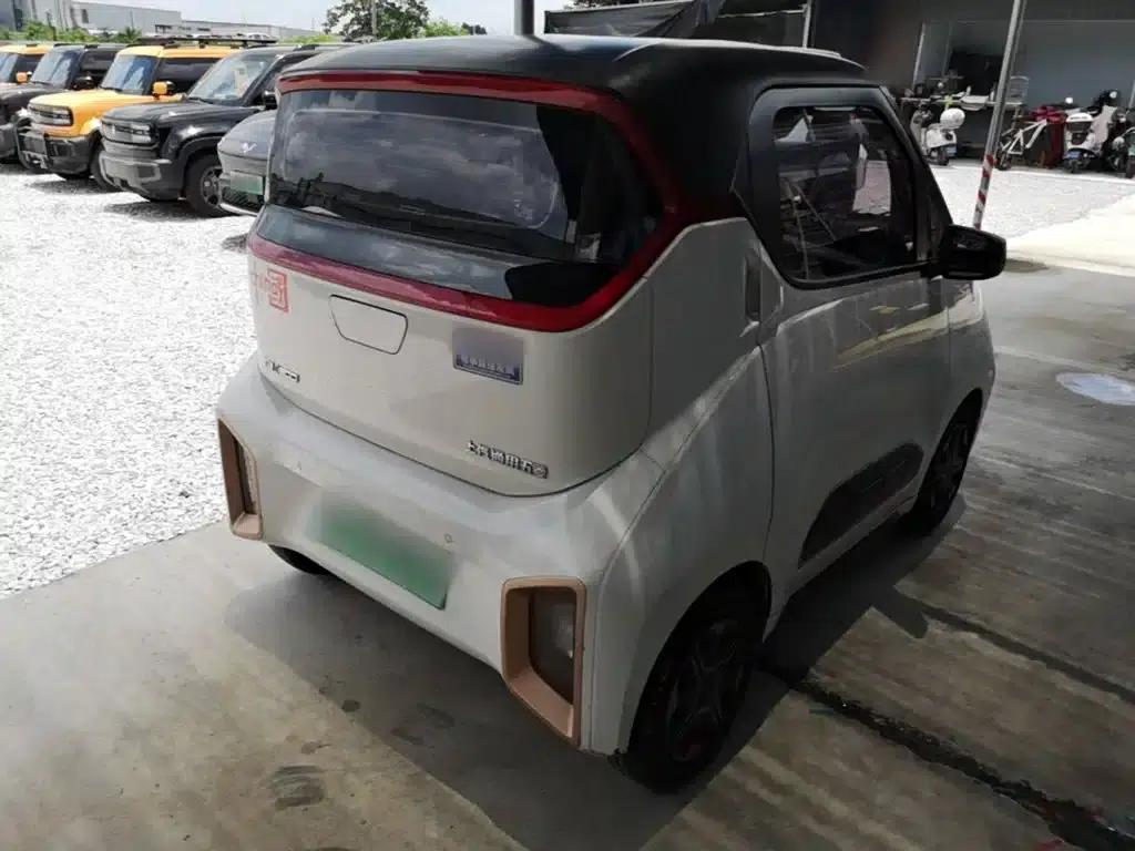 Baojun E200 2020 Model 305KM Smart Edition — миниатюра 7