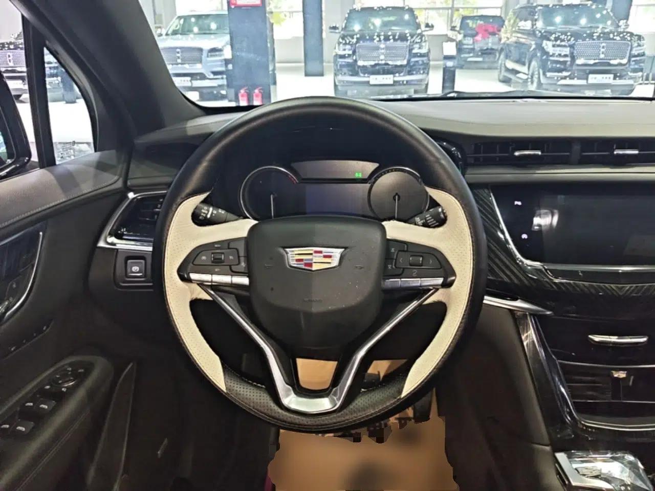 Cadillac XT6 2022 2.0T Six-Seater Two-Wheel-Drive Luxury Version — миниатюра 13