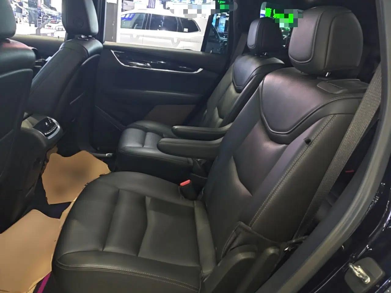 Cadillac XT6 2022 2.0T Six-Seater Two-Wheel-Drive Luxury Version — миниатюра 20