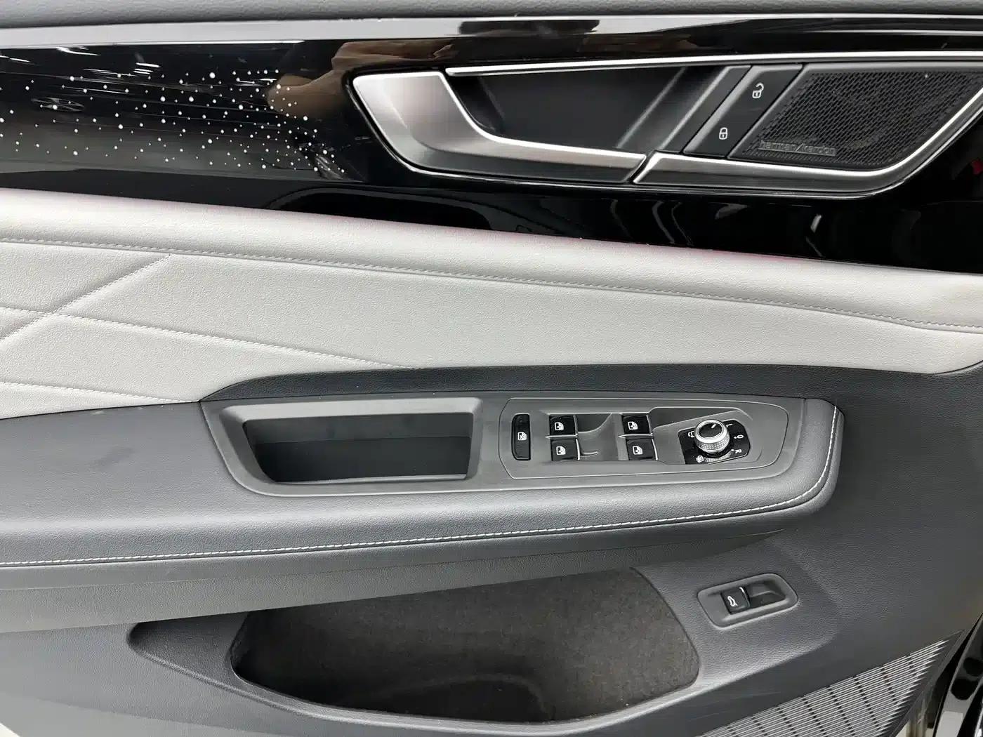 2024 Volkswagen Teramont 530 V6 AWD Supreme Flagship Edition — миниатюра 7