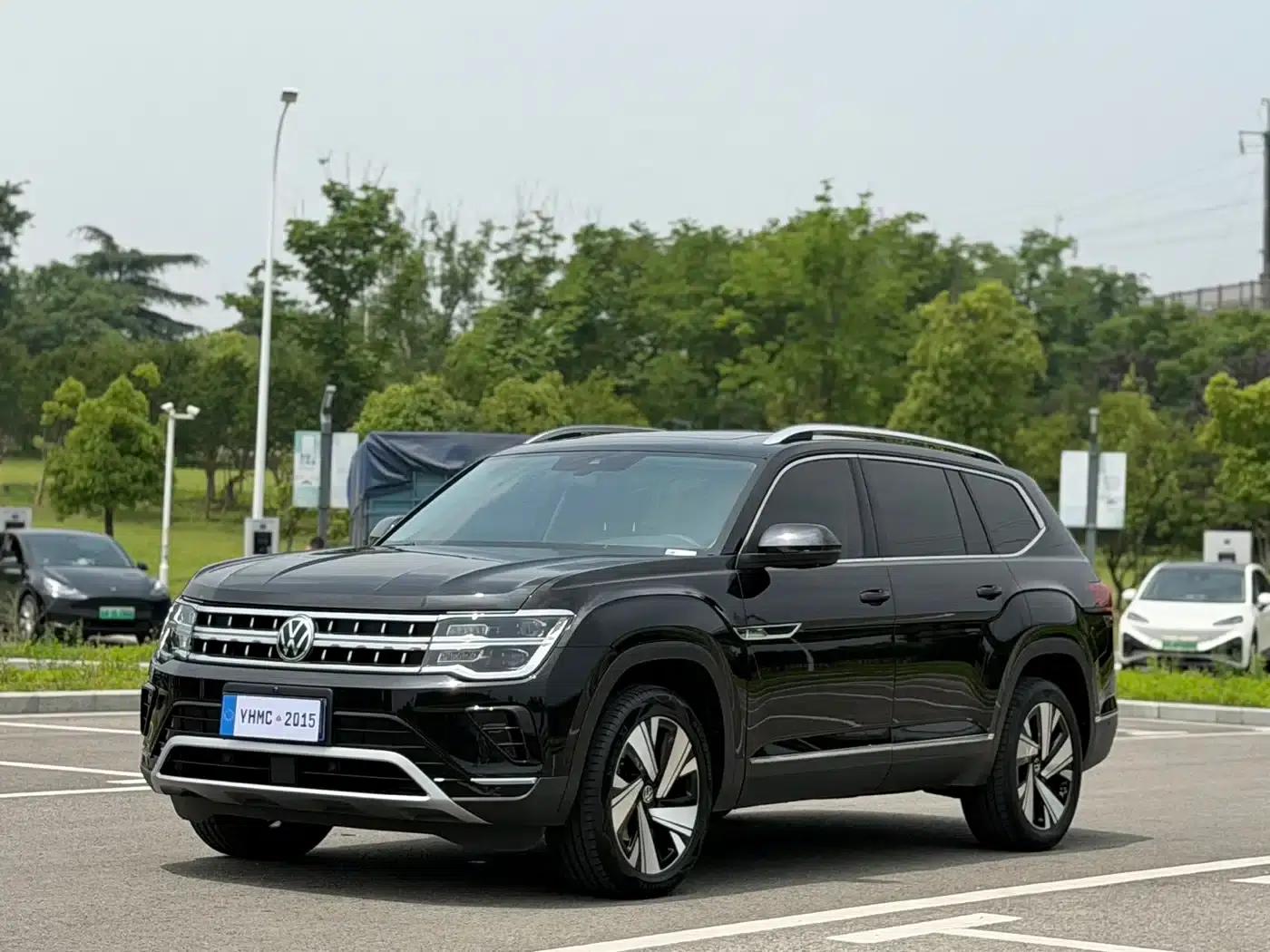 2023 Volkswagen Teramont 330TSI 2WD Premium Luxury Edition — миниатюра 1