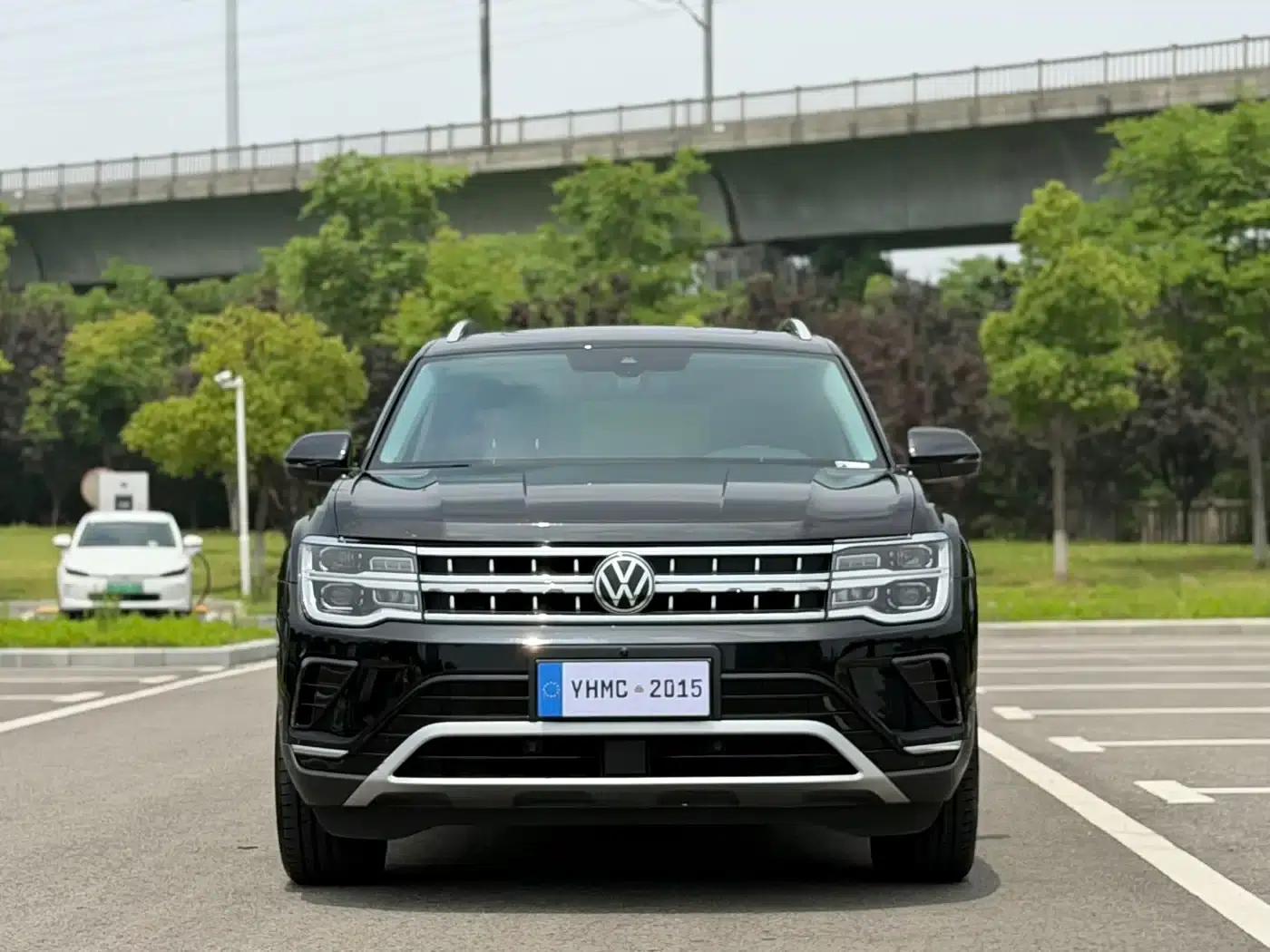 2023 Volkswagen Teramont 330TSI 2WD Premium Luxury Edition — миниатюра 2