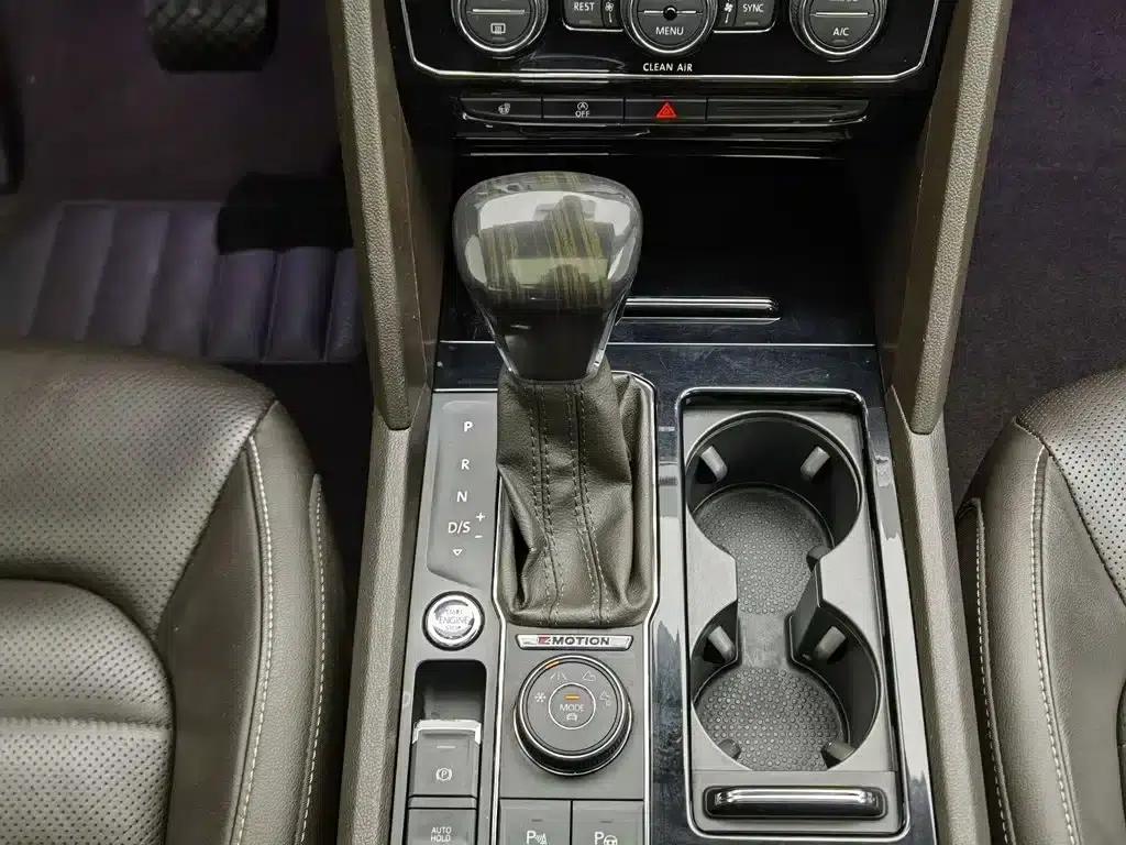2017 Volkswagen Teramont 380TSI 4WD Flagship Edition — миниатюра 13