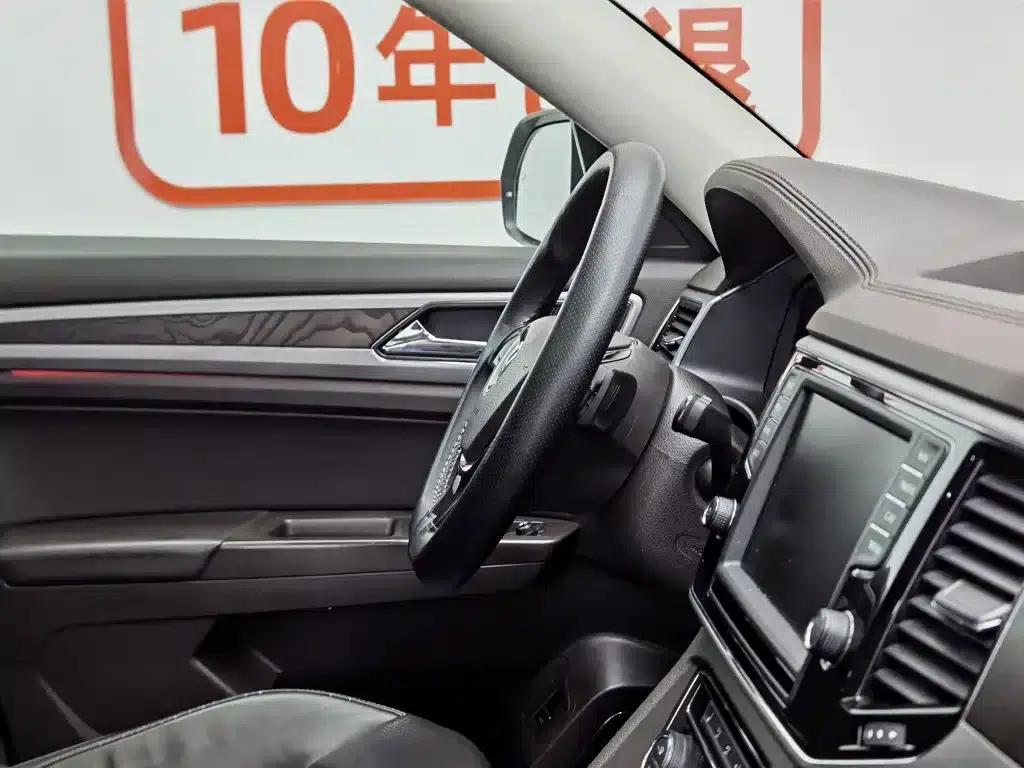 2017 Volkswagen Teramont 380TSI 4WD Flagship Edition — миниатюра 22