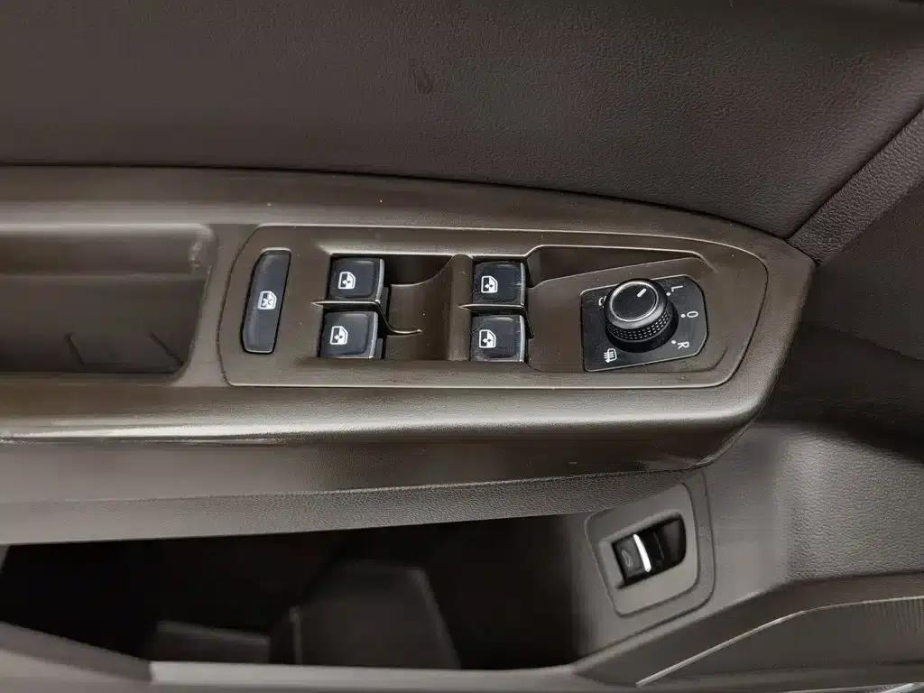2017 Volkswagen Teramont 380TSI 4WD Flagship Edition — миниатюра 9