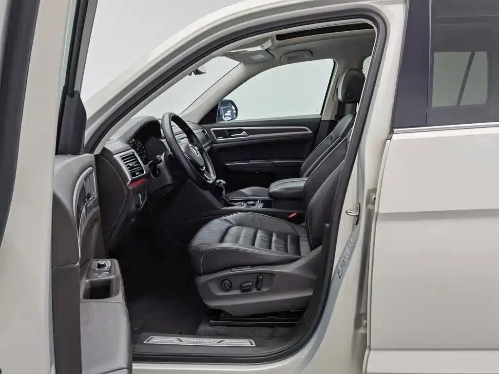 2017 Volkswagen Teramont 380TSI 4WD Flagship Edition — миниатюра 10