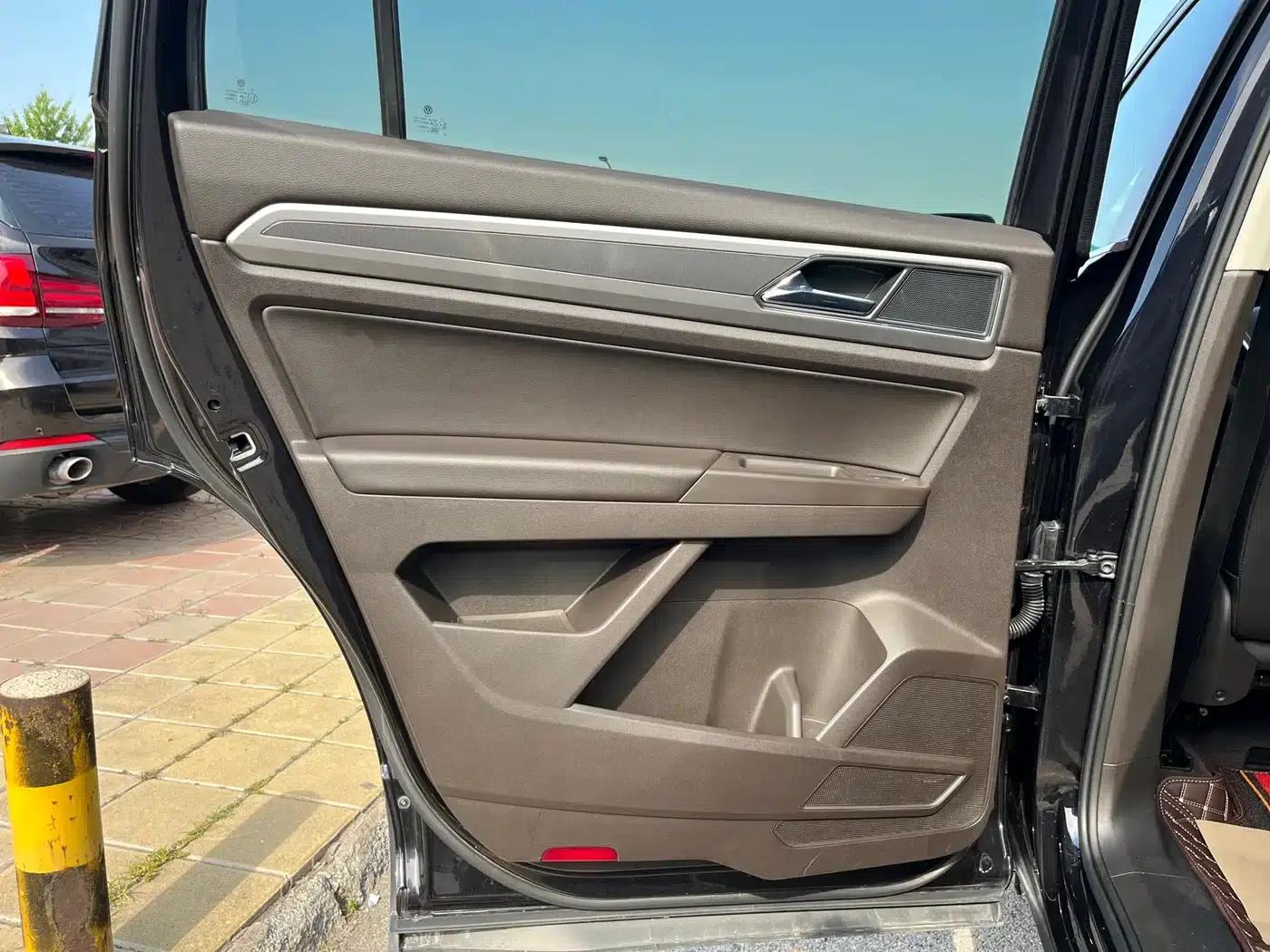 2017 Volkswagen Teramont 530 V6 AWD Luxury Edition — миниатюра 15