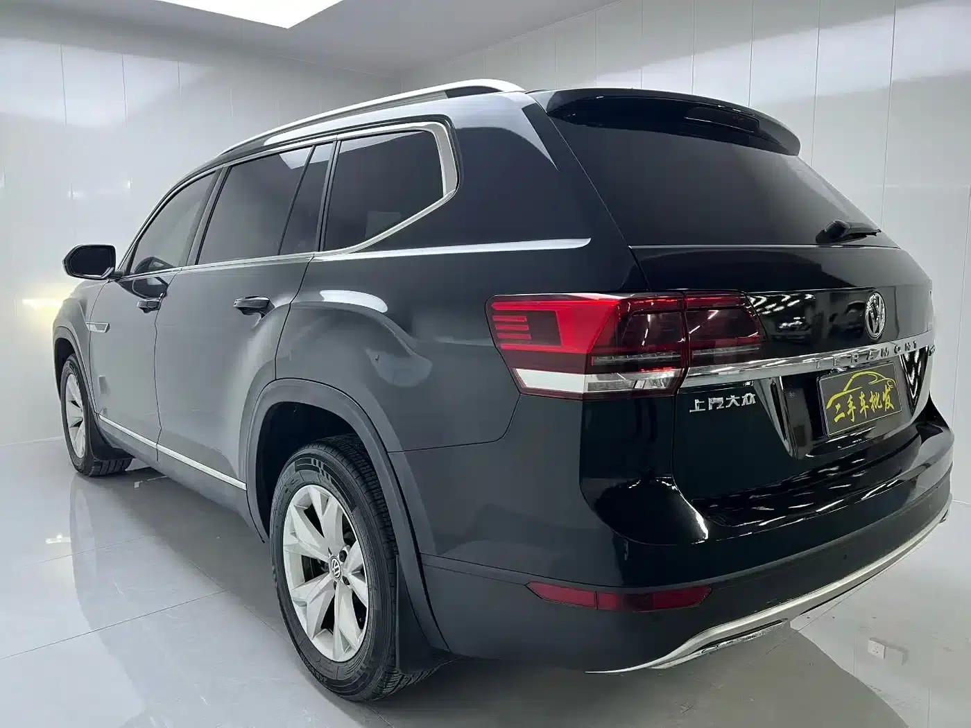 2017 Volkswagen Teramont 330TSI 2WD Comfort Edition — миниатюра 6