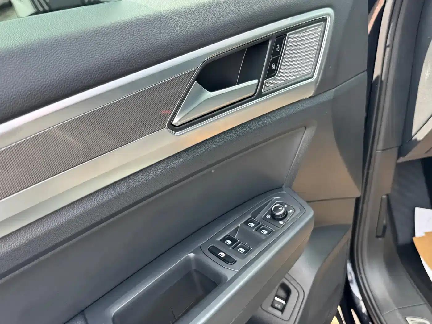 2020 Volkswagen Teramont 380TSI 4WD Luxury Edition (China VI Emission Standard) — миниатюра 5