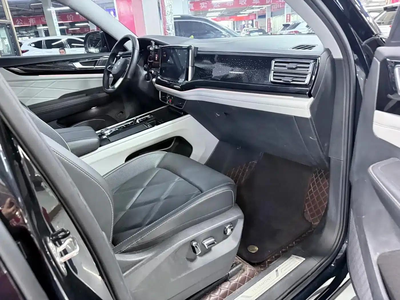 2024 Volkswagen Teramont 380TSI 4WD Luxury Edition — миниатюра 17