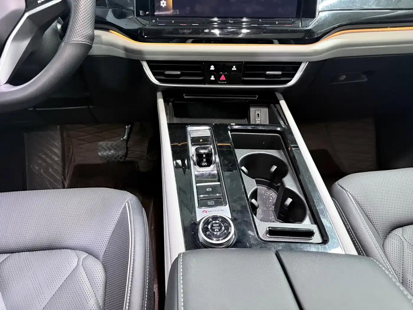 2023 Volkswagen Teramont Facelift 380TSI 4WD Luxury Edition — миниатюра 15