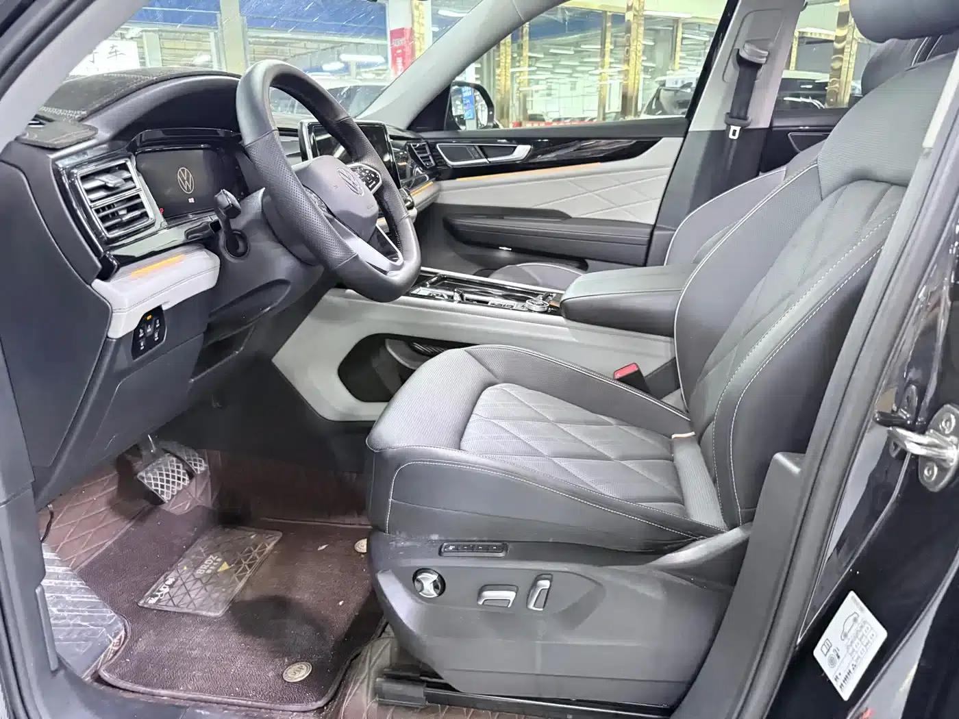 2023 Volkswagen Teramont Facelift 380TSI 4WD Luxury Edition — миниатюра 8