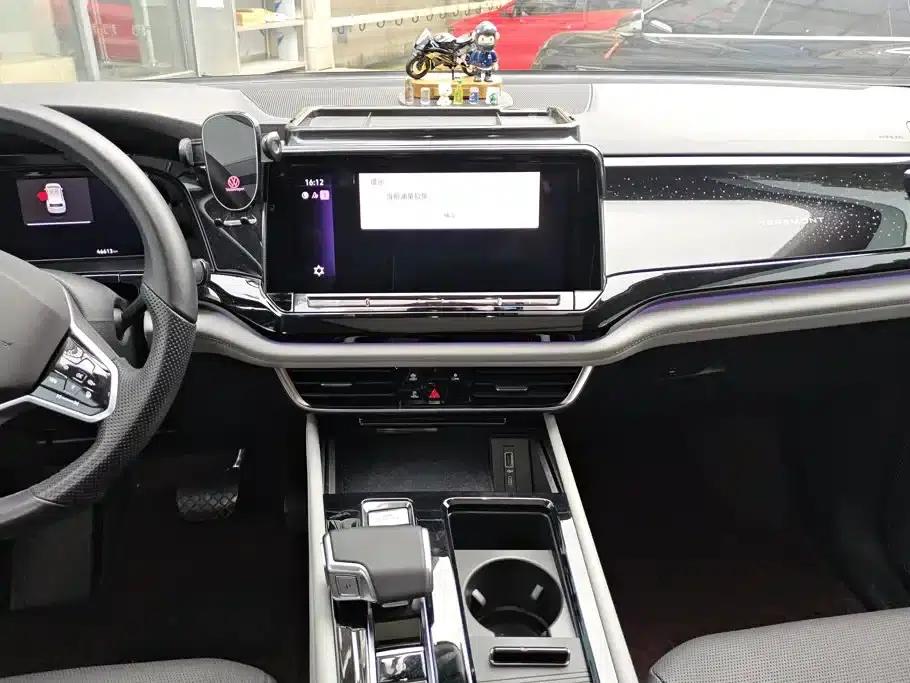 2024 Volkswagen Teramont 380TSI 4WD Dragon Edition — миниатюра 13
