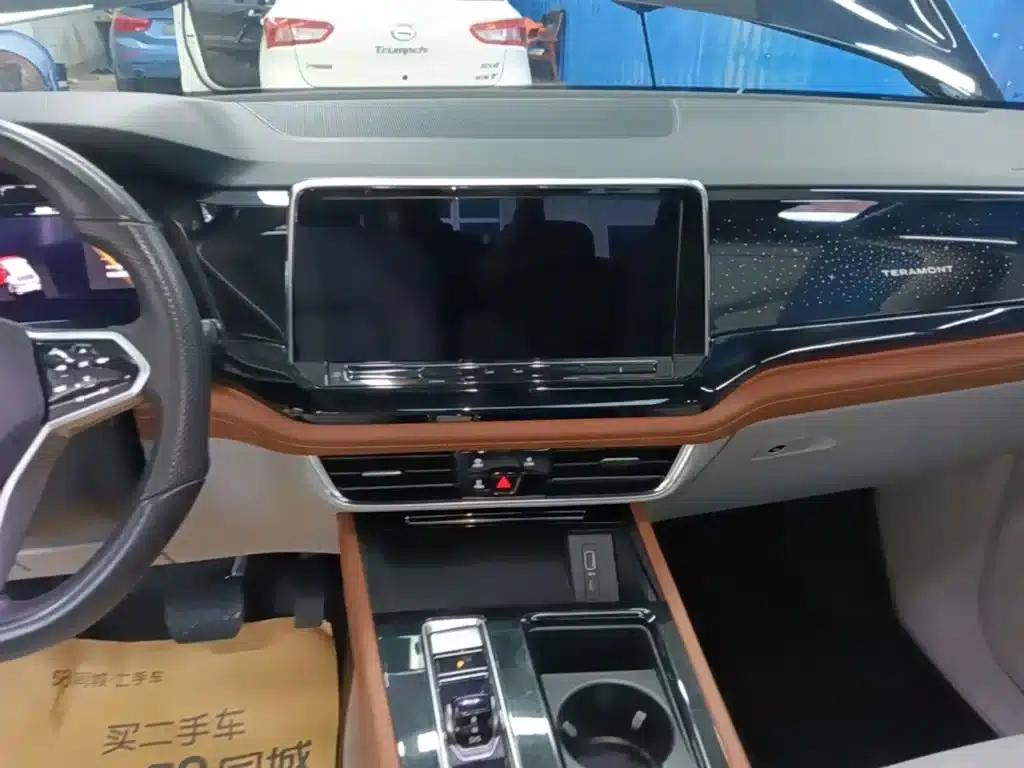 2021 Volkswagen Teramont 330TSI 2WD Premium Luxury Edition — миниатюра 13