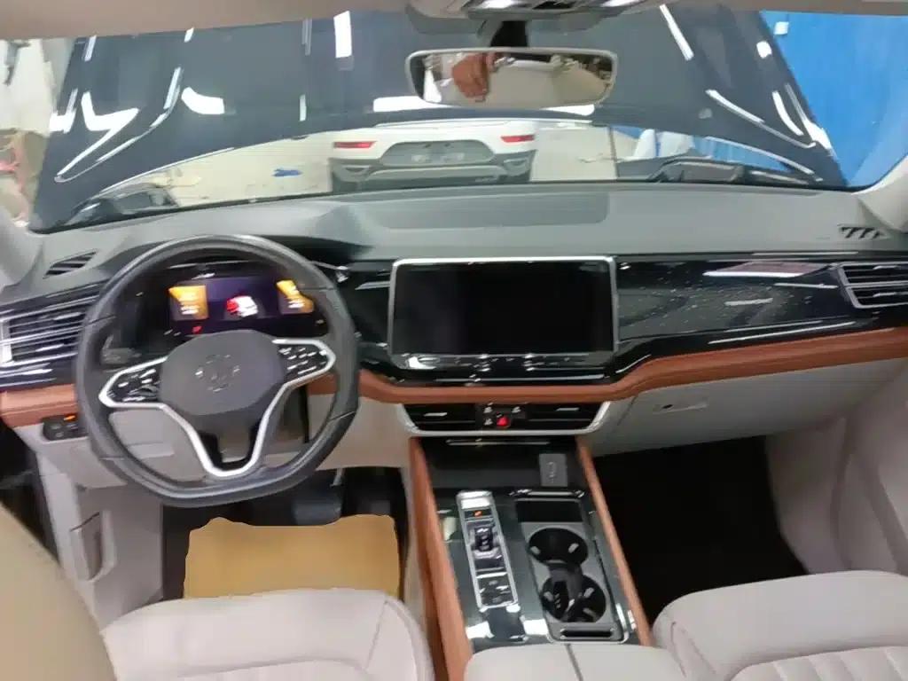 2021 Volkswagen Teramont 330TSI 2WD Premium Luxury Edition — миниатюра 10