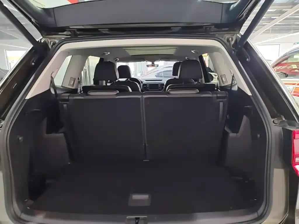 2017 Volkswagen Teramont 330TSI 2WD Luxury Edition — миниатюра 19
