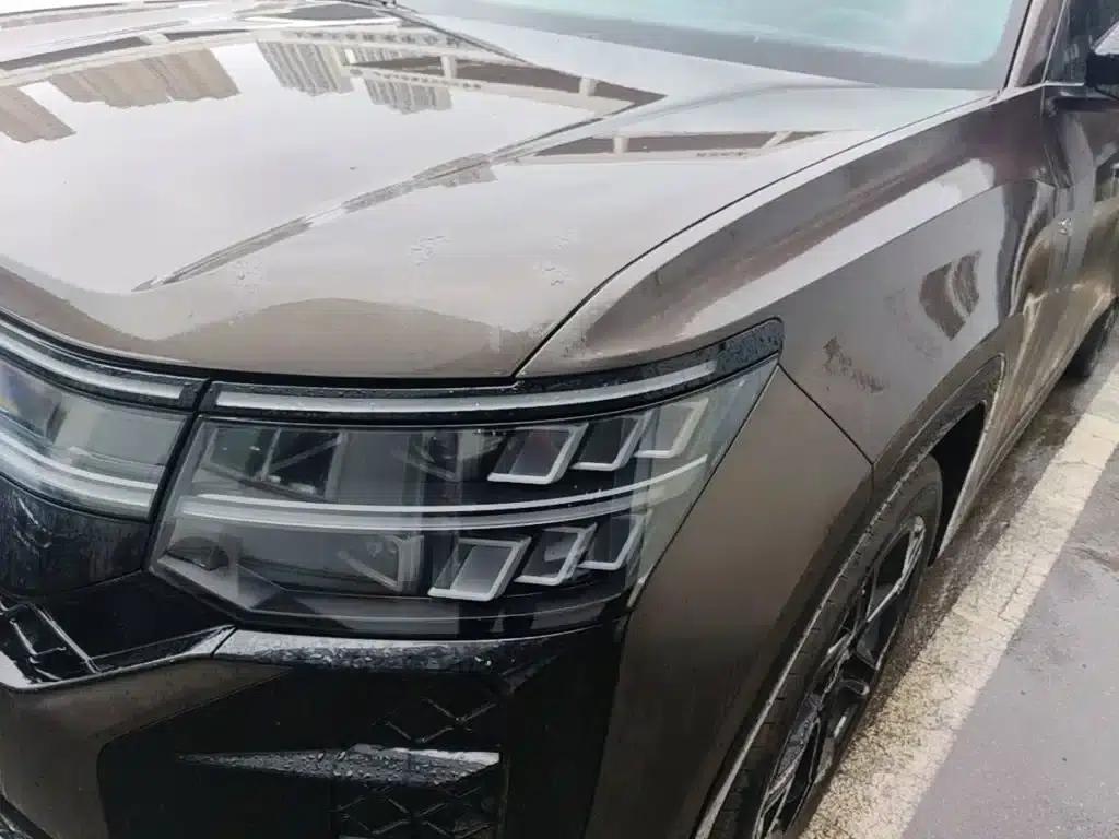 2025 Teramont Pro 450TSI 4WD Summit Edition — миниатюра 24