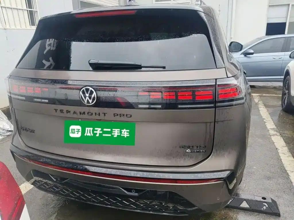 2025 Teramont Pro 450TSI 4WD Summit Edition — миниатюра 6