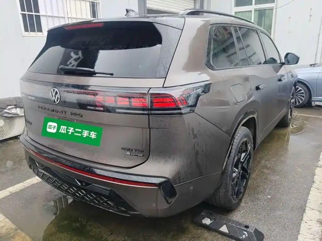 2025 Teramont Pro 450TSI 4WD Summit Edition — миниатюра 7
