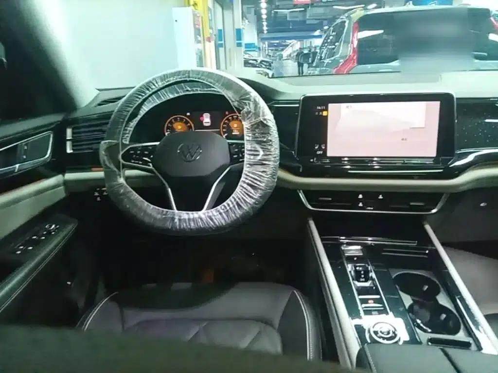2023 Volkswagen Teramont 530 V6 AWD Premium Luxury Edition — миниатюра 11