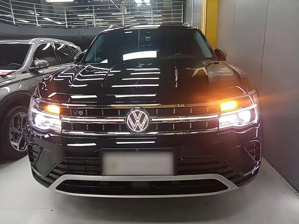 2023 Volkswagen Teramont 530 V6 AWD Premium Luxury Edition — миниатюра 3