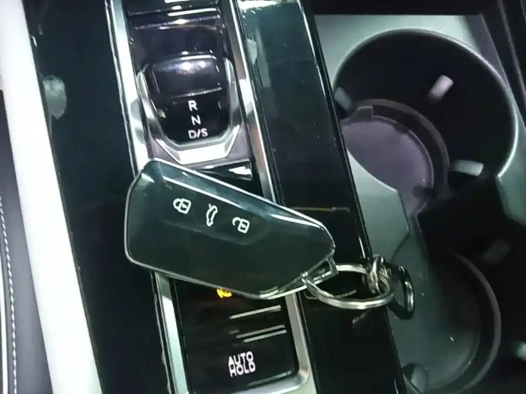 2023 Volkswagen Teramont 530 V6 AWD Premium Luxury Edition — миниатюра 9