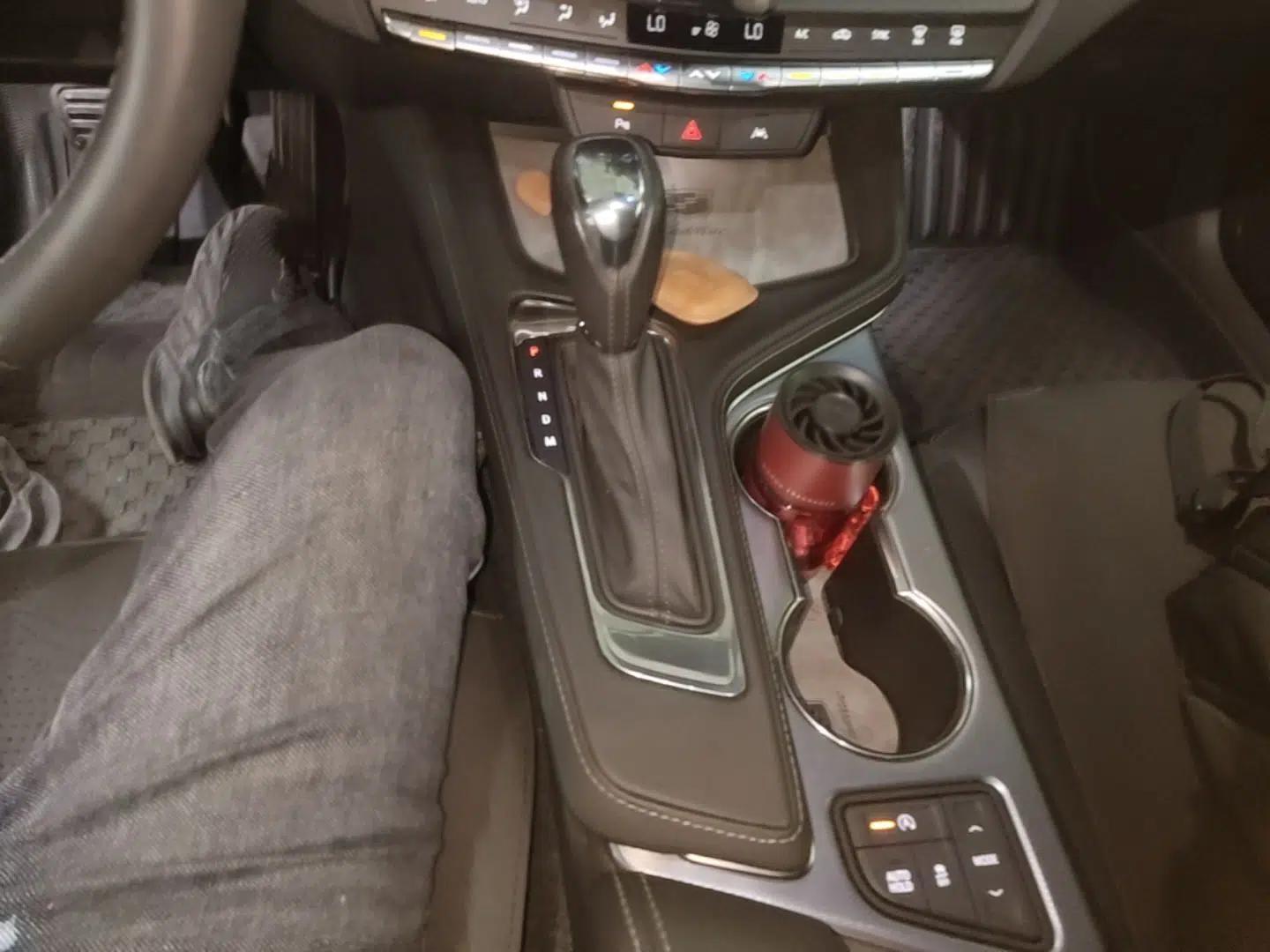 Cadillac CT4 2023 25T Luxury Model — миниатюра 16