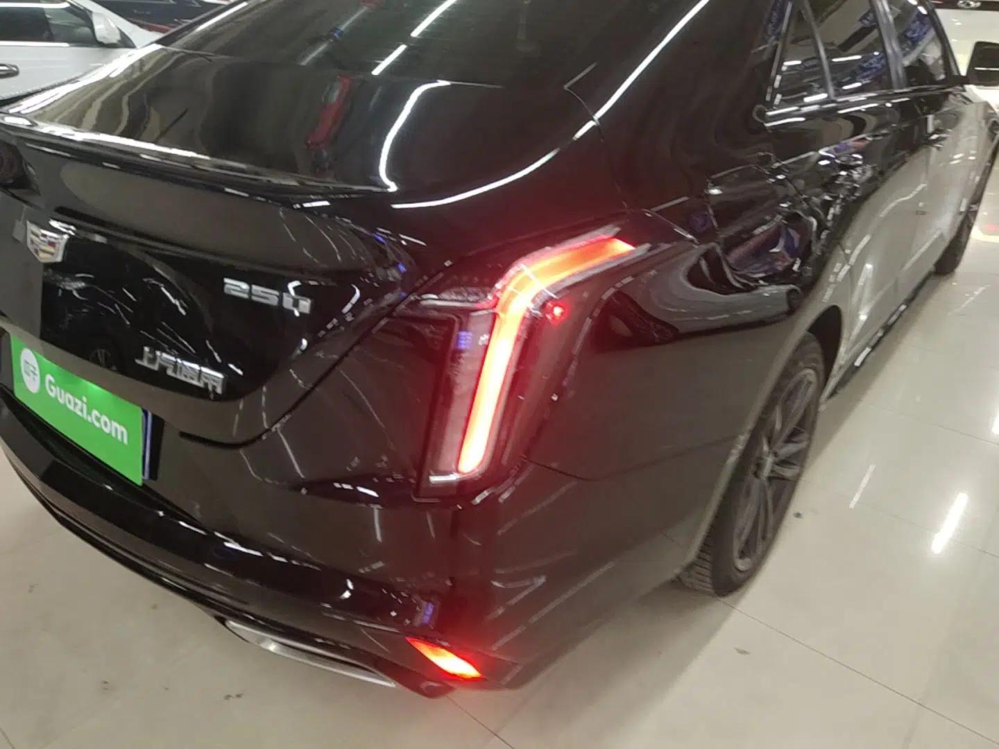 Cadillac CT4 2023 25T Luxury Model — миниатюра 9
