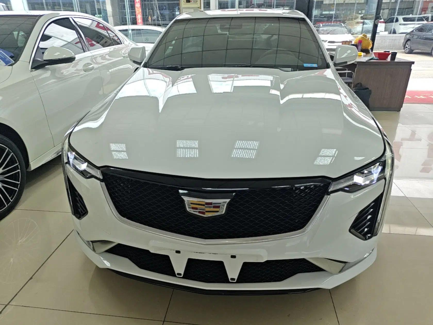 Cadillac CT4 2022 28T Fashion Edition — миниатюра 2