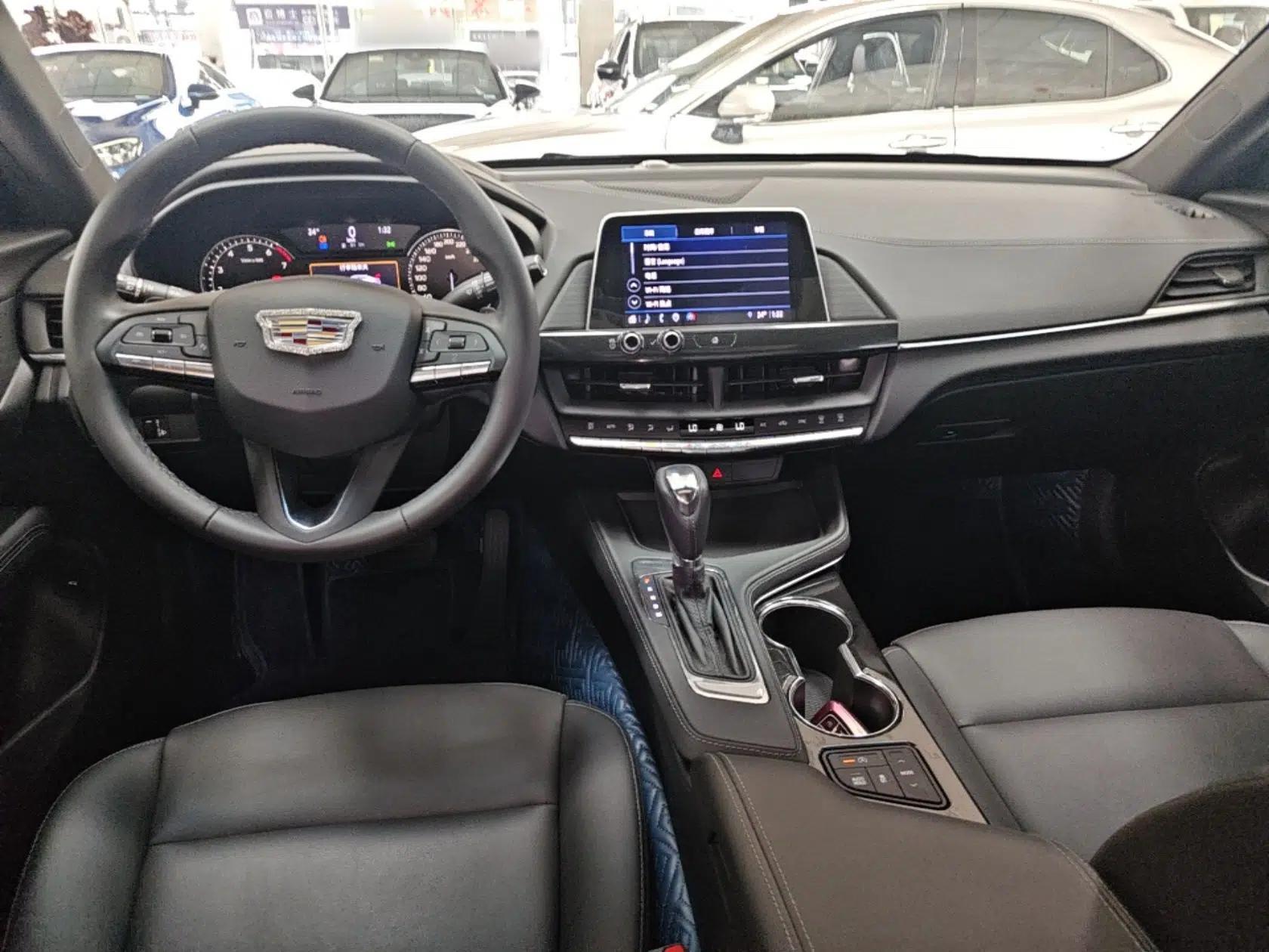 Cadillac CT4 2022 28T Fashion Edition — миниатюра 12