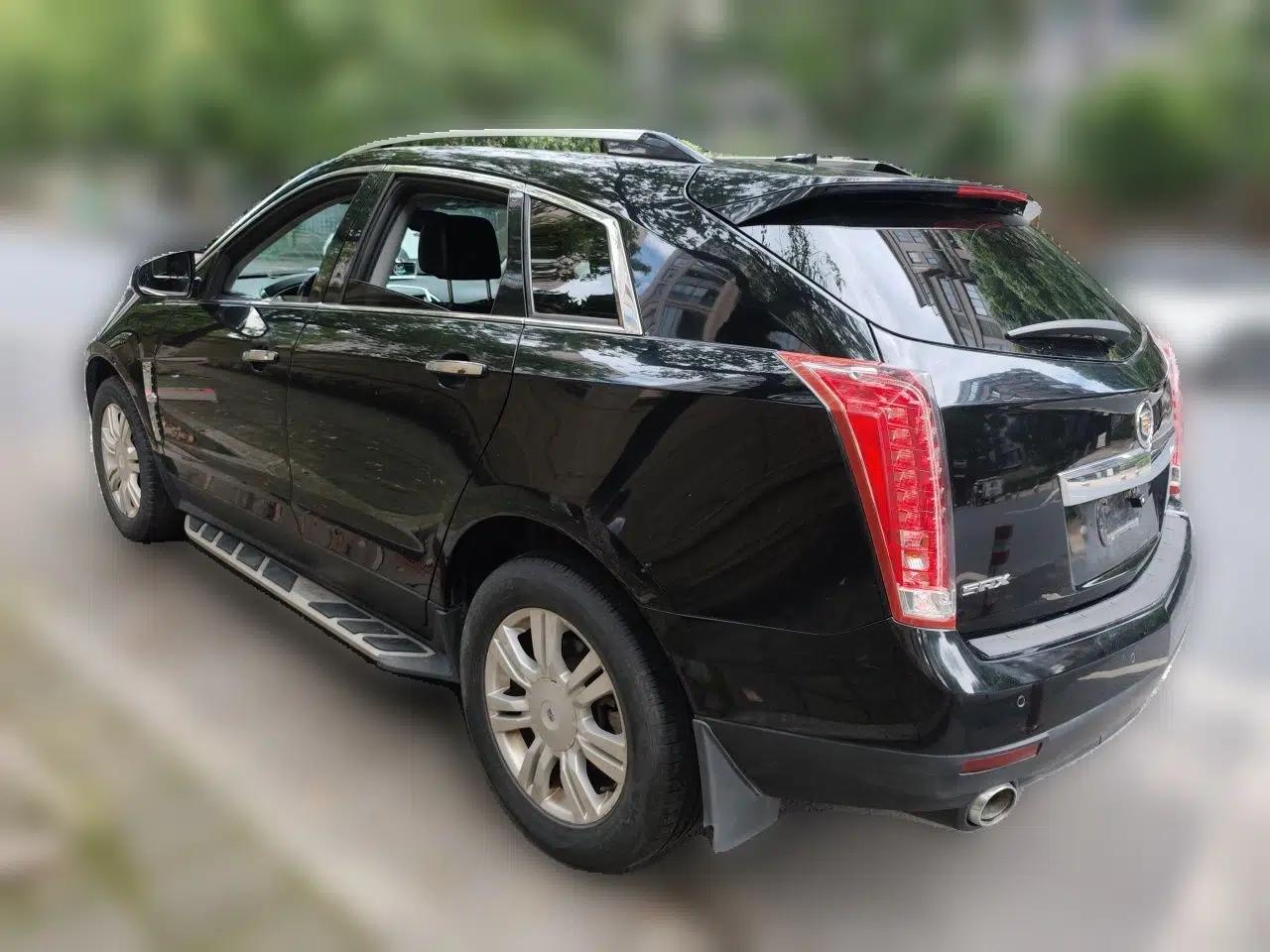 Cadillac SRX 2012 3.0L Elite Edition — миниатюра 4
