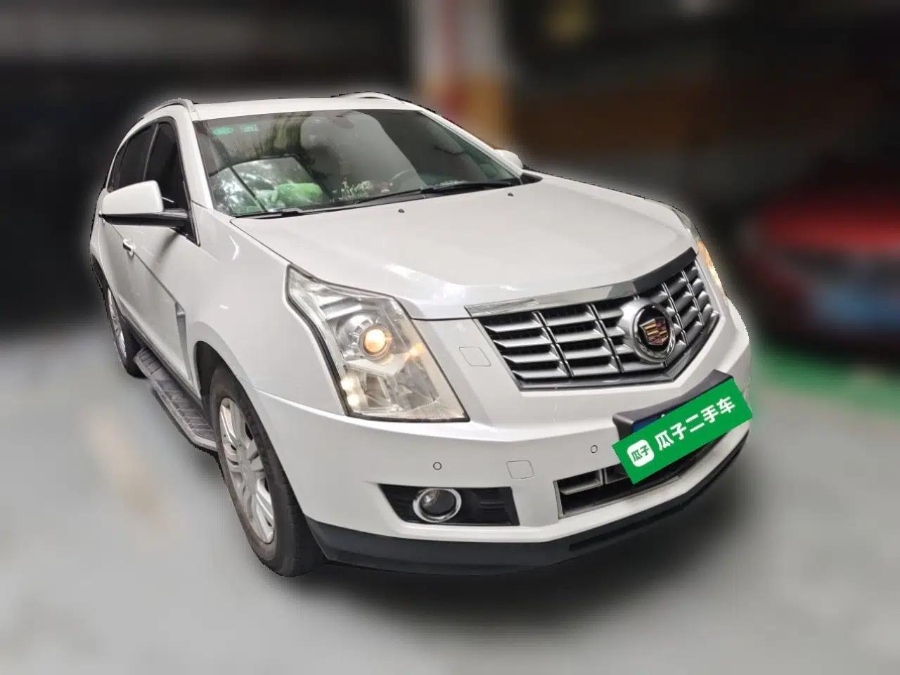 Cadillac SRX 2015 3.0L Elite Model — миниатюра 3